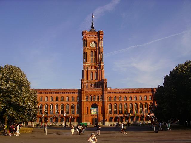 Gefeiert wird im Roten Rathaus Berlin